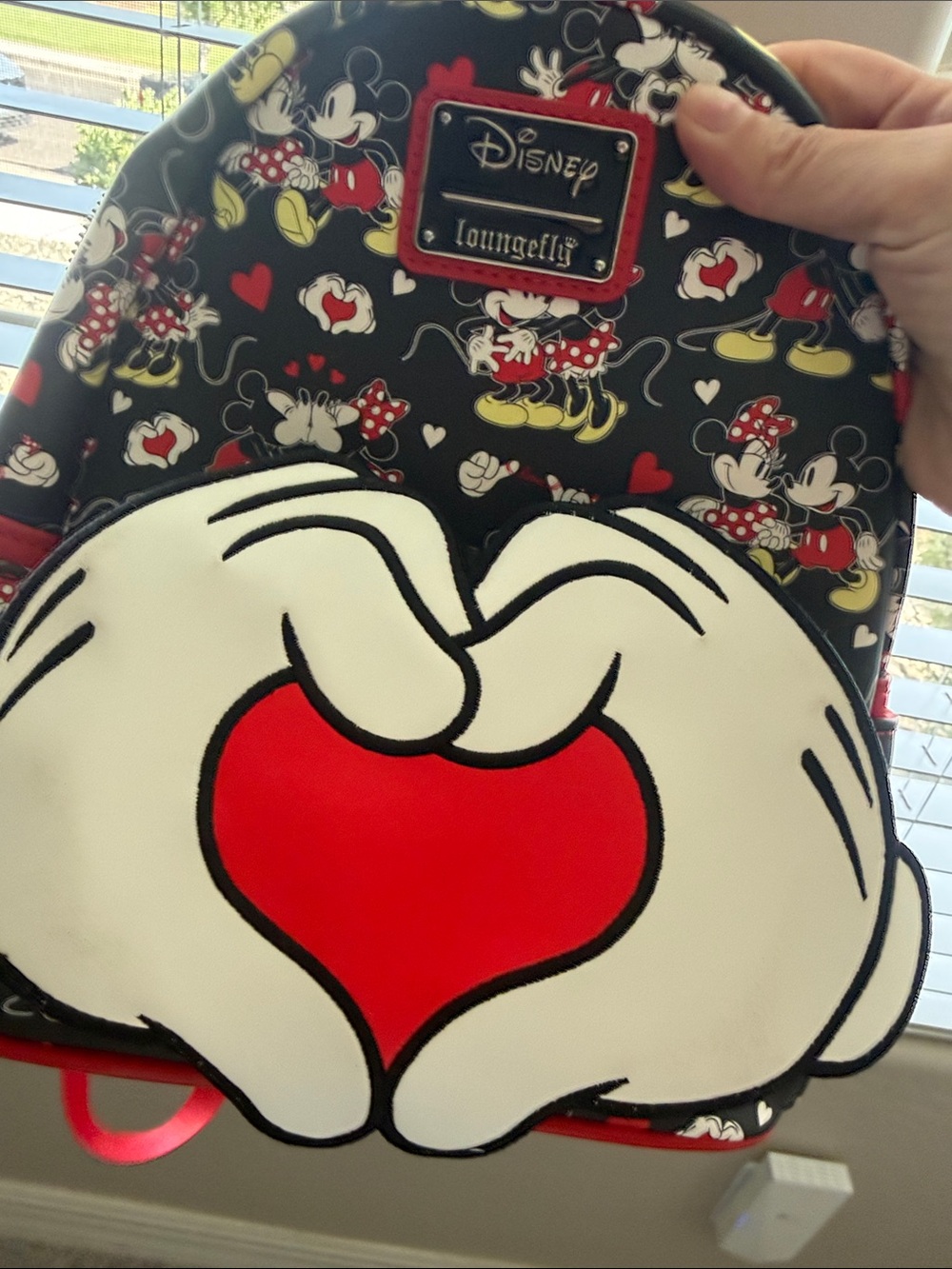 Mickey and Minnie heart loungefly - Picture 8 of 8